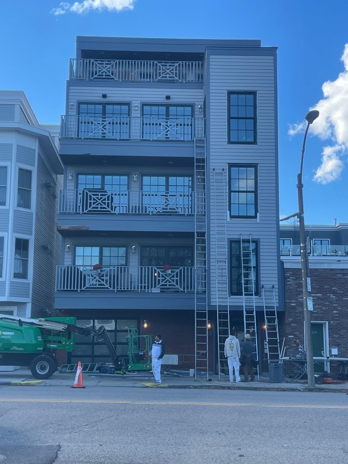 Multi-Story Exterior Siding & Trim Preservation